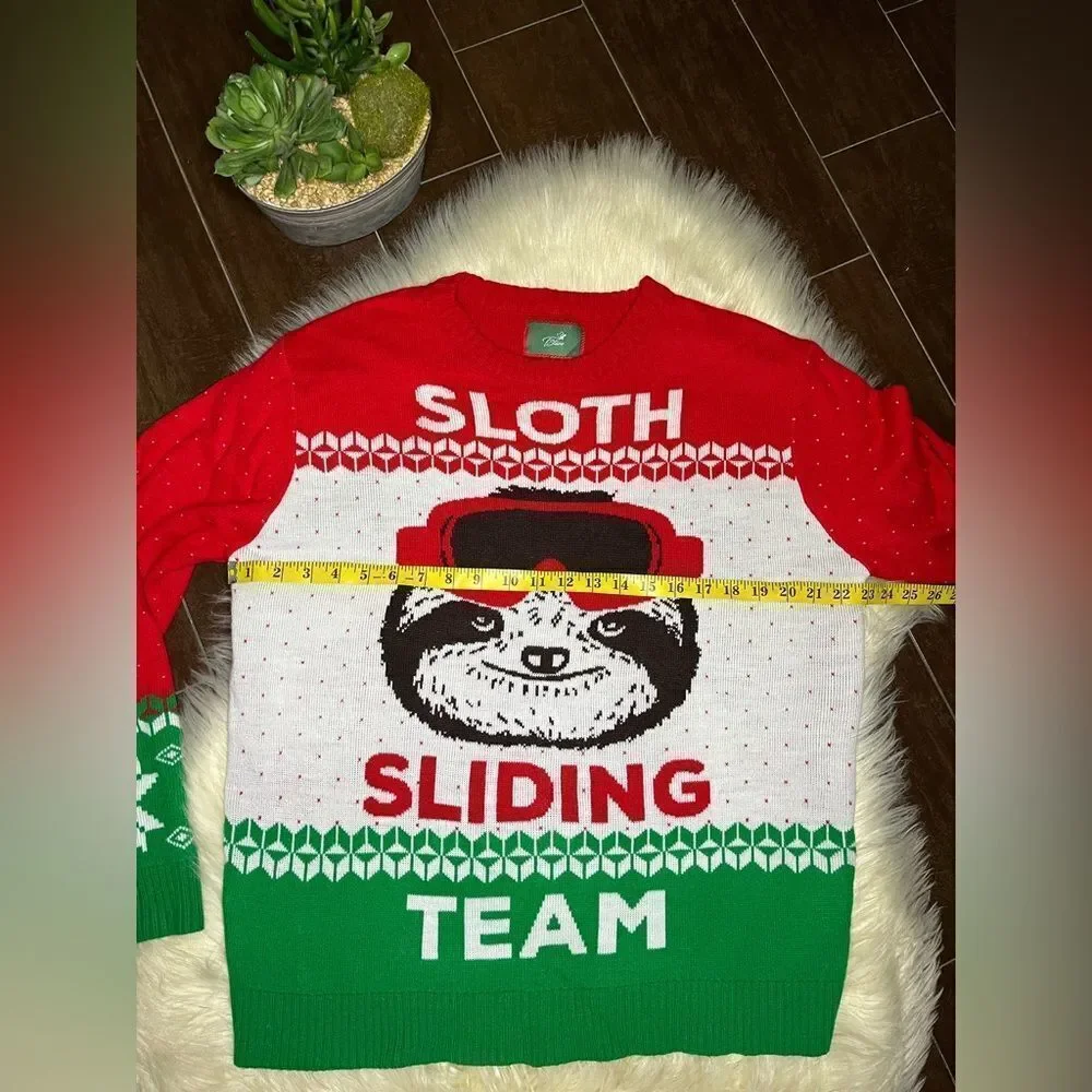 T Stars Ugly Christmas Sweater “Sloth Sliding Team” Sz Large